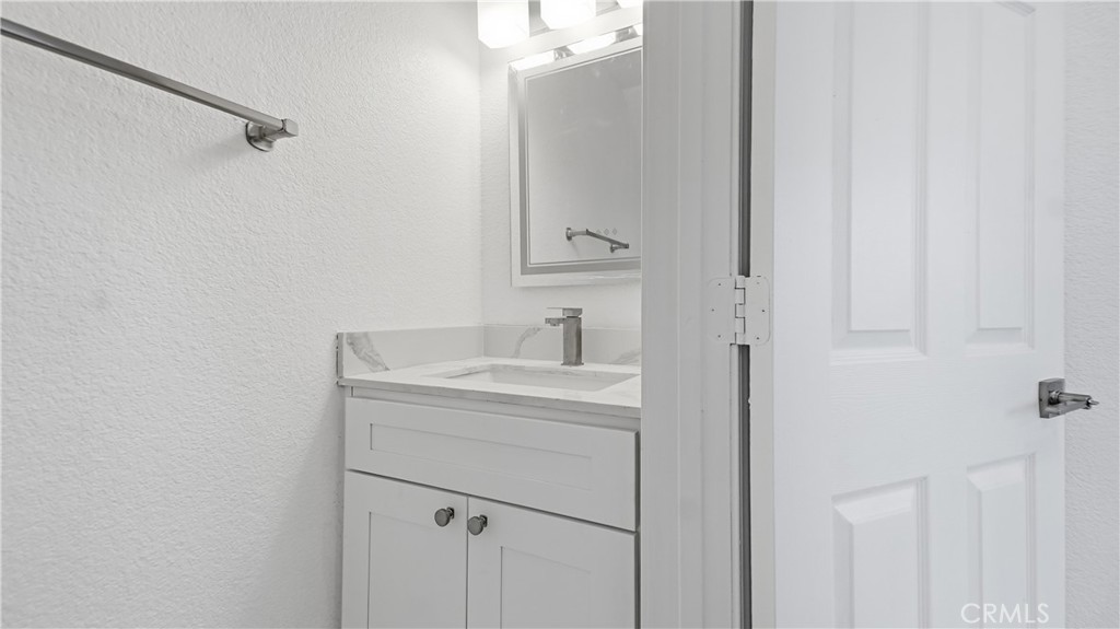 16313 Prairie 3 Property Photo 6