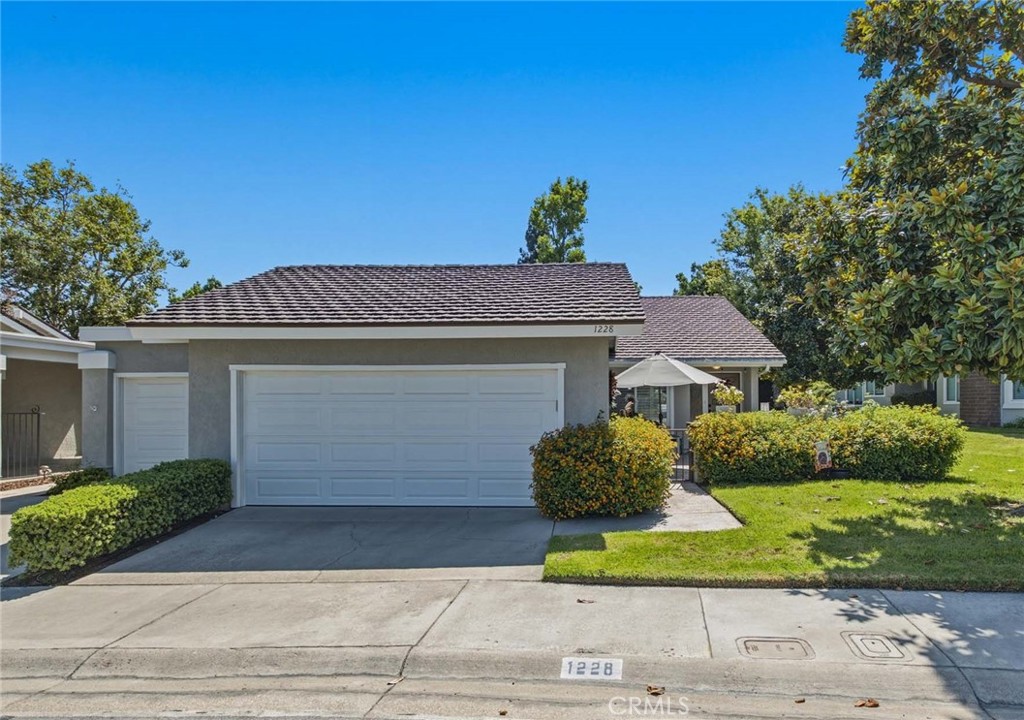 1228 Woodside Drive Property Photo 1