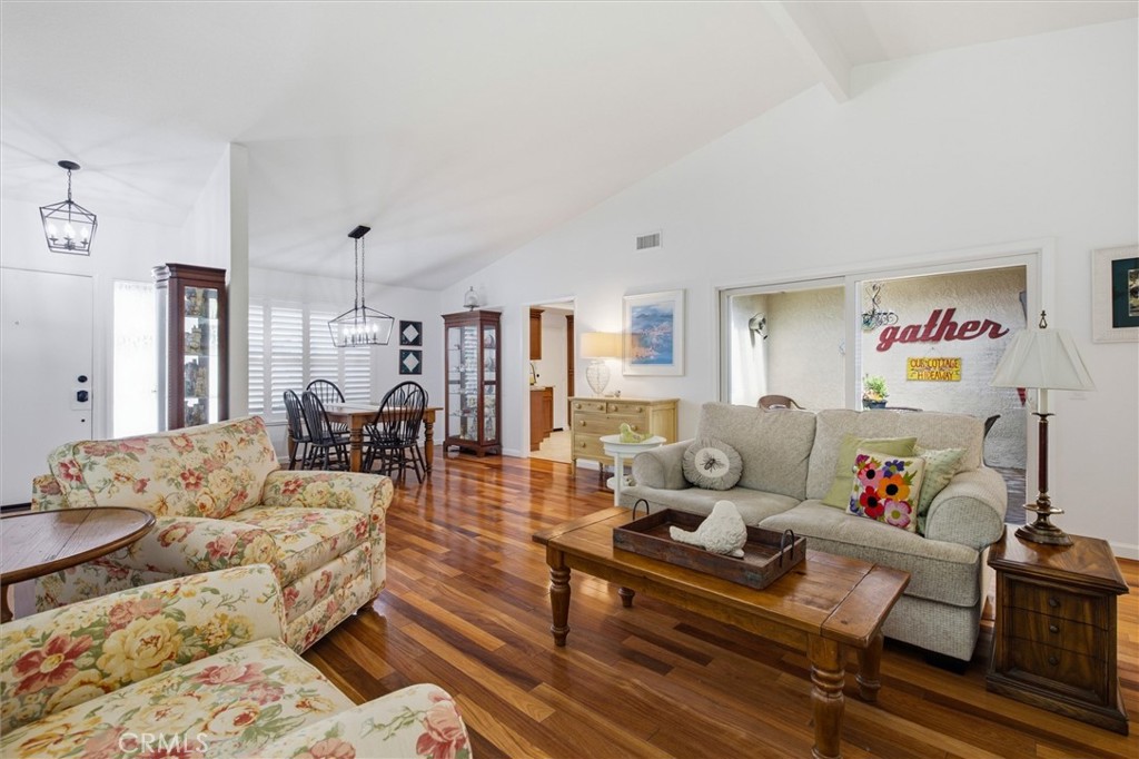 1228 Woodside Drive Property Photo 5