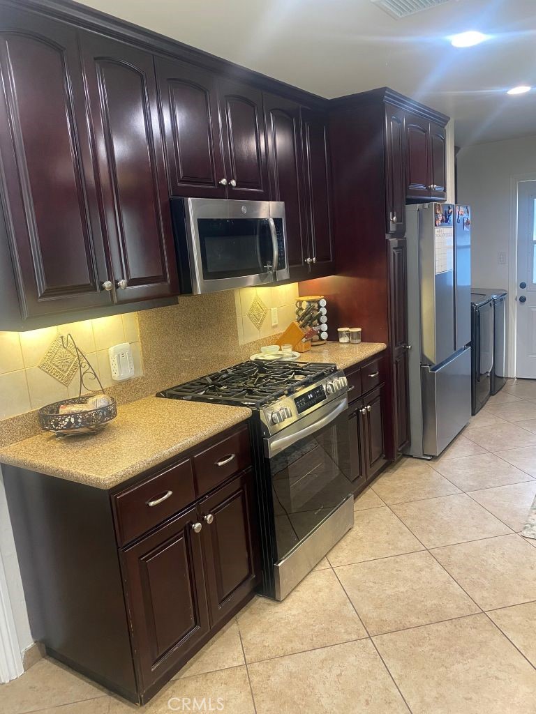 4849 Pearce Property Photo 4