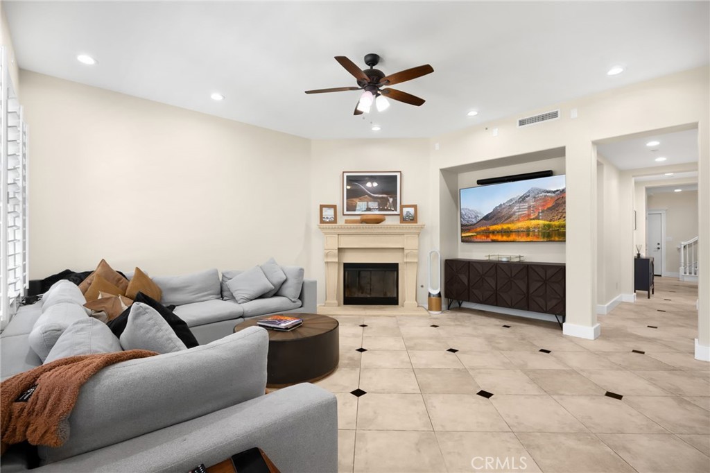 18948 Northern Dancer Lane Property Photo 11