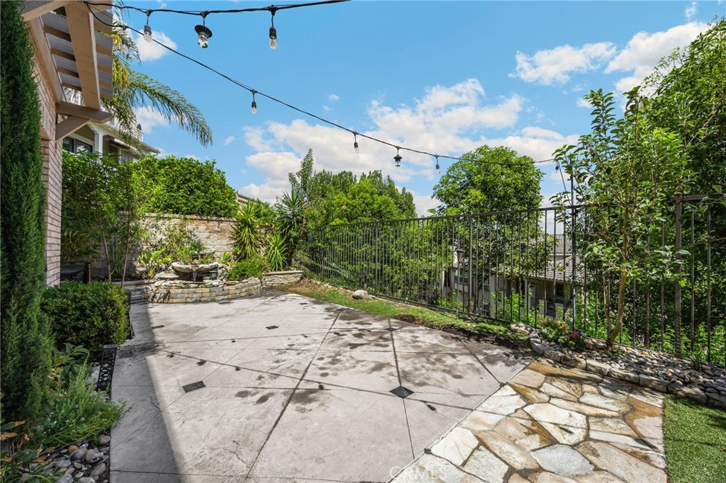 18948 Northern Dancer Lane Property Photo 29