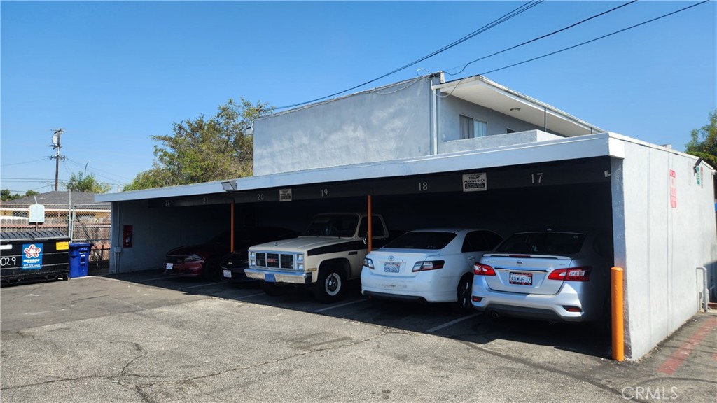 5029 Santa Ana Property Photo 3
