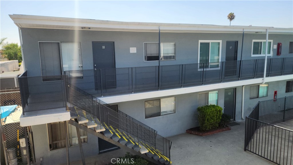 5029 Santa Ana Property Photo 5