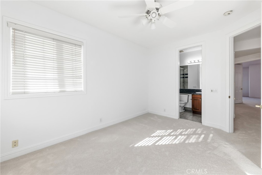 17529 Cloverdale Property Photo 21