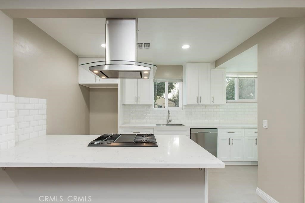 12955 Montague Property Photo 10