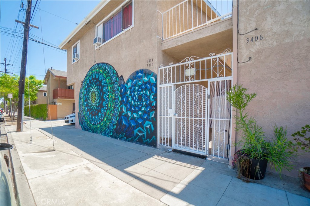 1090 Redondo Property Photo 8