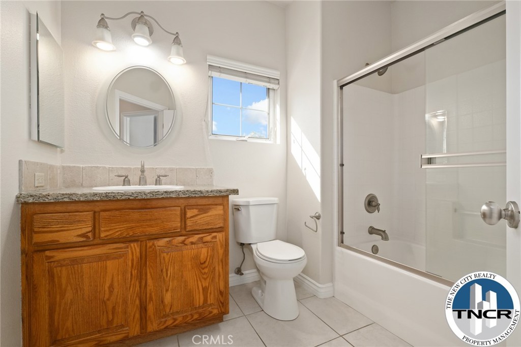17998 Vista Point Property Photo 32