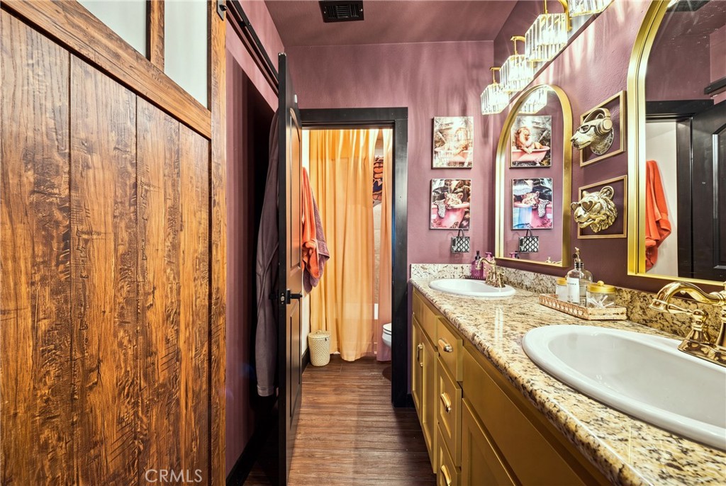 6198 Lincoln 18 Property Photo 34