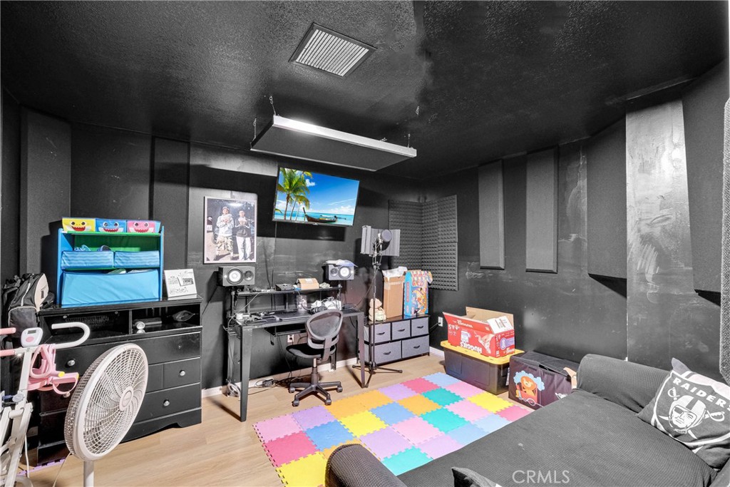 16131 Pamela Property Photo 26