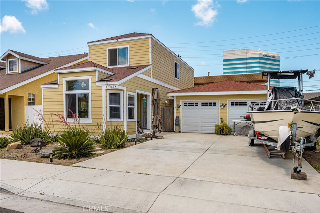 17041 B Lane Property Photo 1