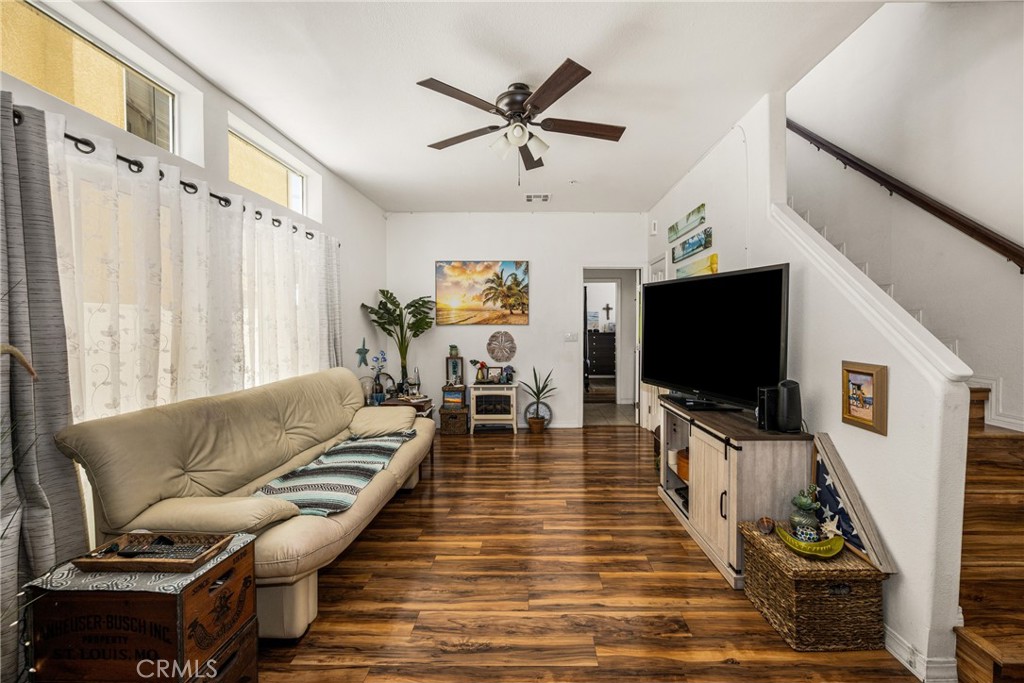 17041 B Lane Property Photo 5