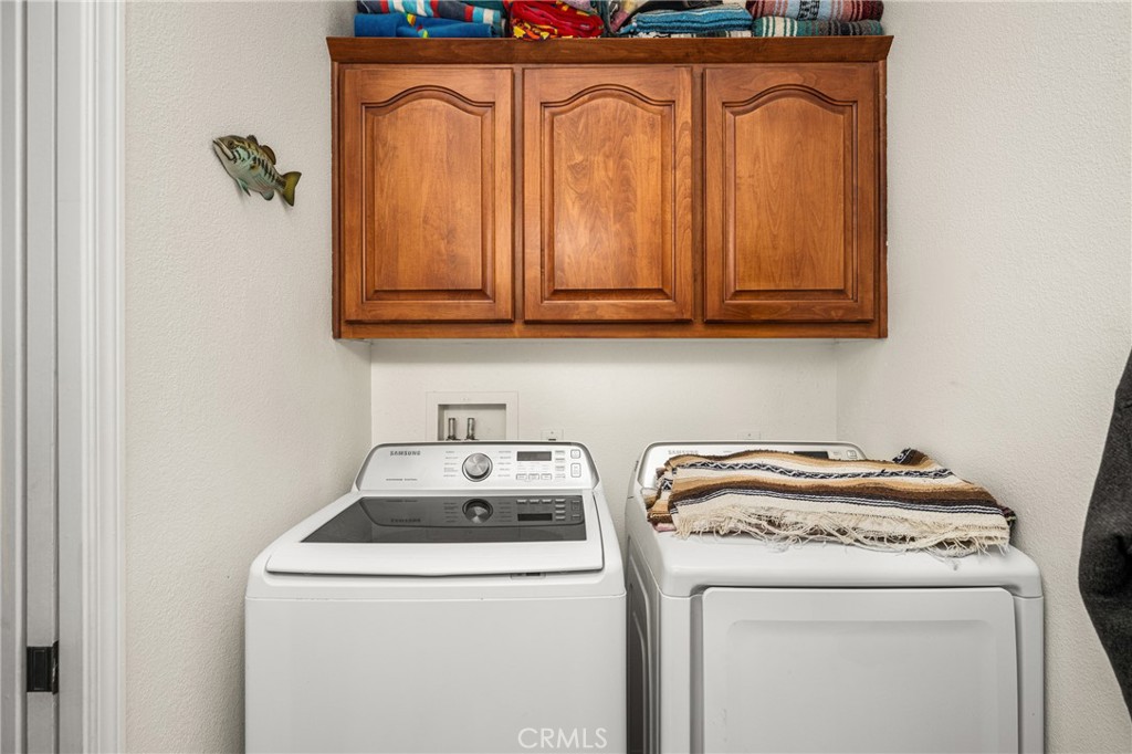 17041 B Lane Property Photo 16