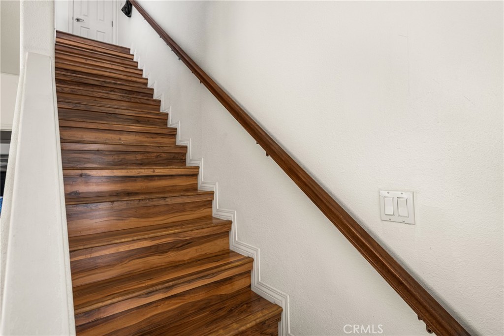 17041 B Lane Property Photo 17