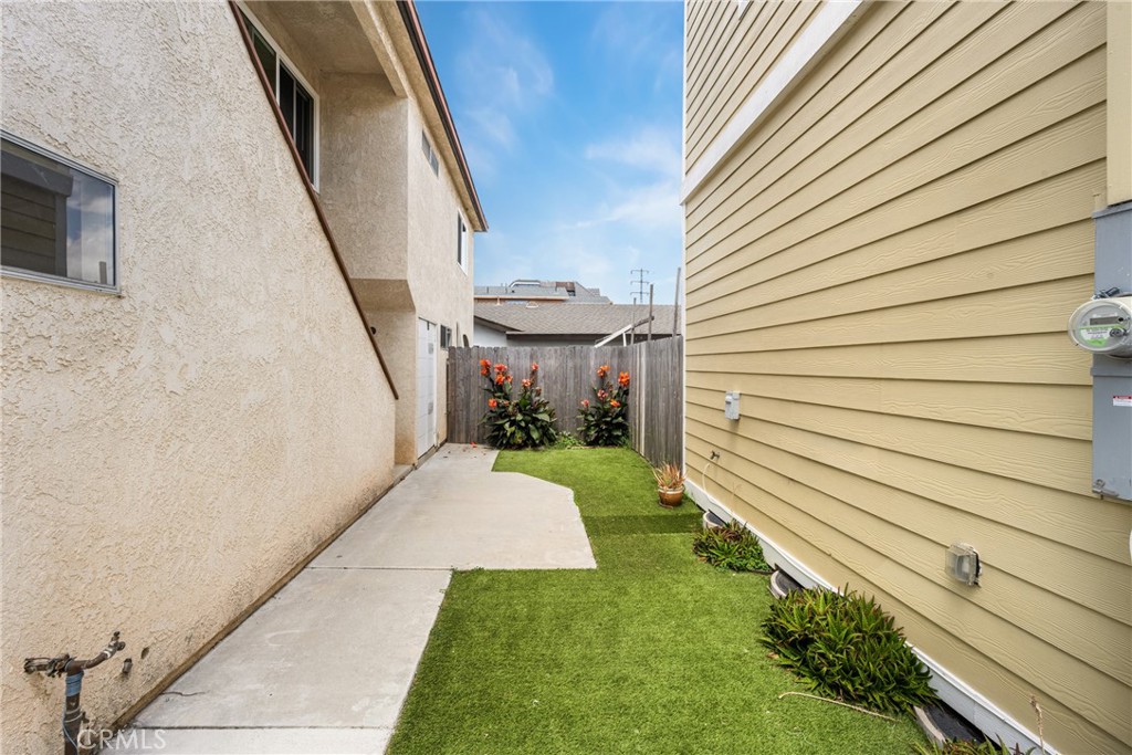 17041 B Lane Property Photo 26