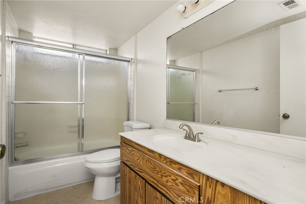 17041 B Lane Property Photo 39