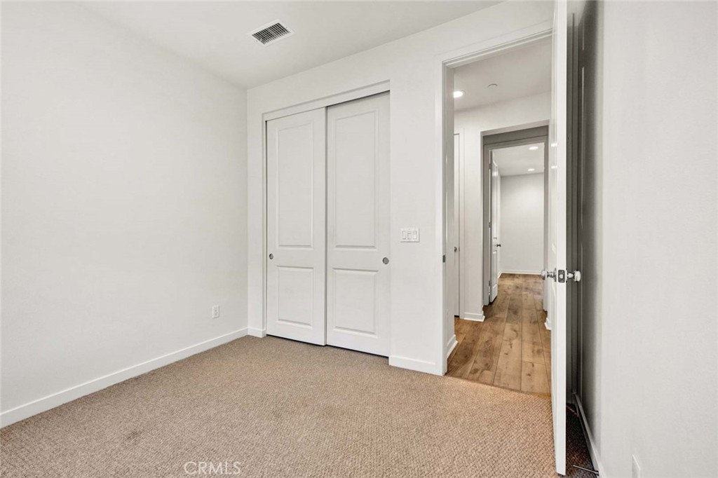 1104 Edgeton Court Property Photo 28