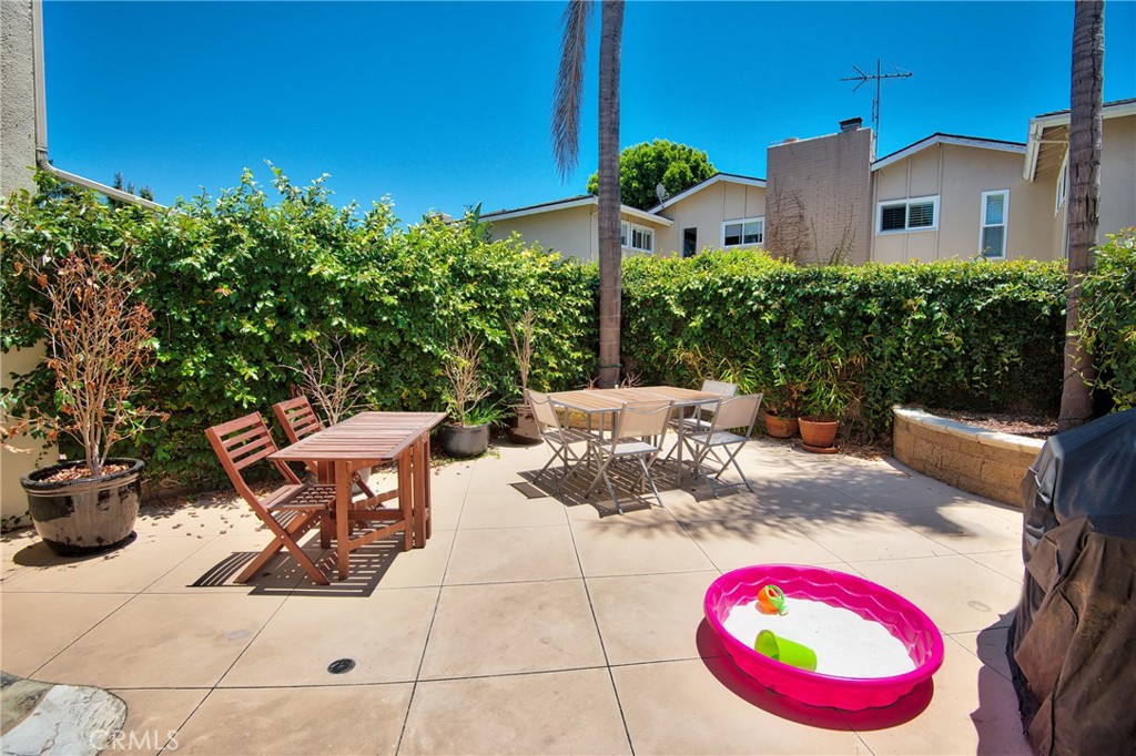 2474 Rue De Cannes Property Photo 4