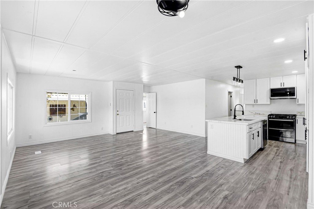 1455 S State St 17 Property Photo 5
