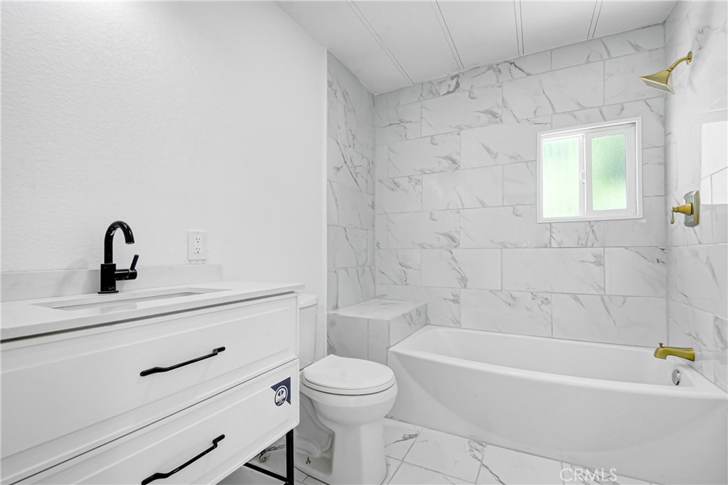 1455 S State St 17 Property Photo 7