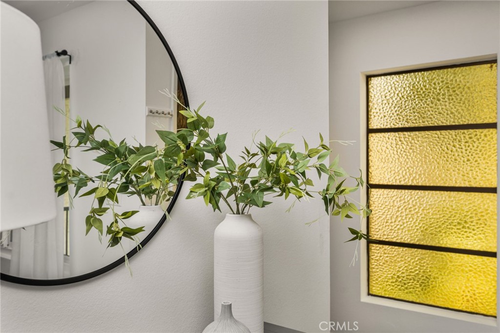 400 S Flower 74 Property Photo 11