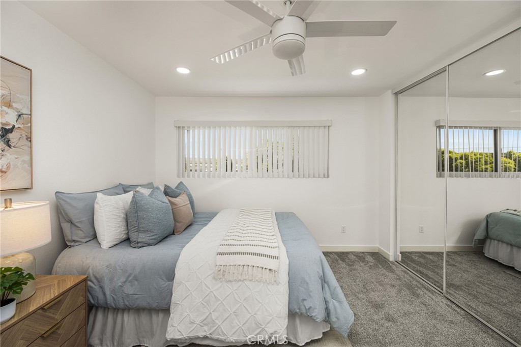 400 S Flower 74 Property Photo 14