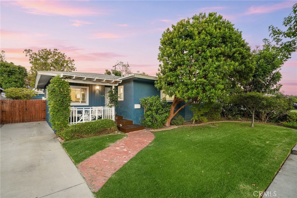 2722 Josie Property Photo 2