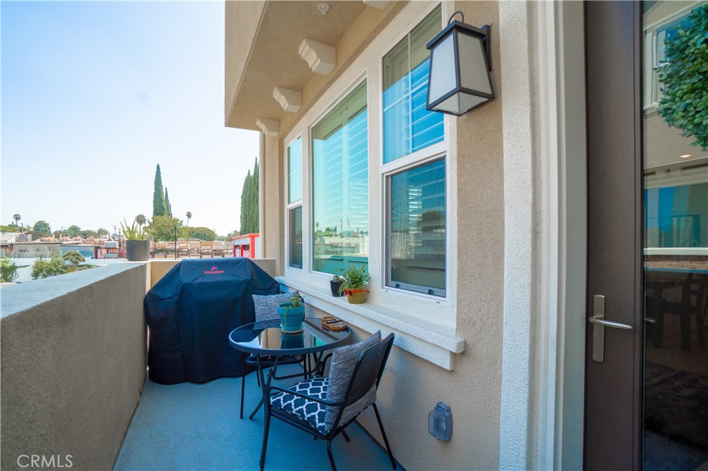 16434 Whittier #6 Boulevard Property Photo 29