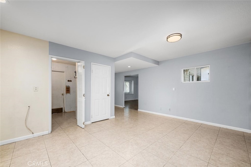 3547 Halbrite Avenue Property Photo 24
