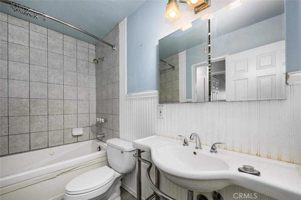 3547 Halbrite Avenue Property Photo 41