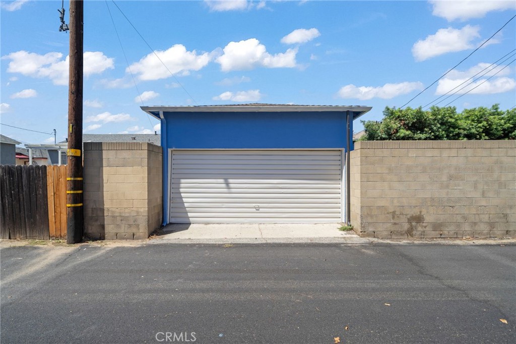 2712 Eckleson Street Property Photo 33