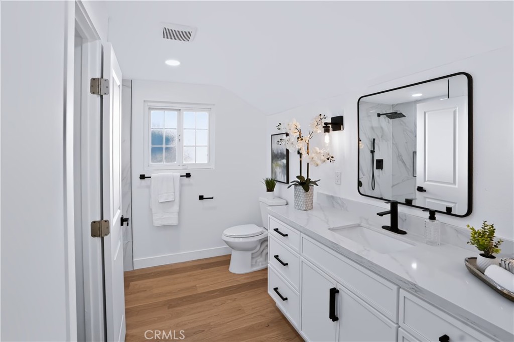 480 Cienaga Property Photo 17