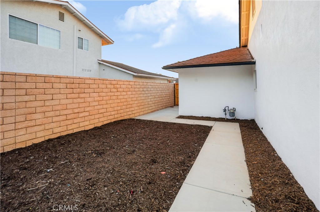 480 Cienaga Property Photo 32
