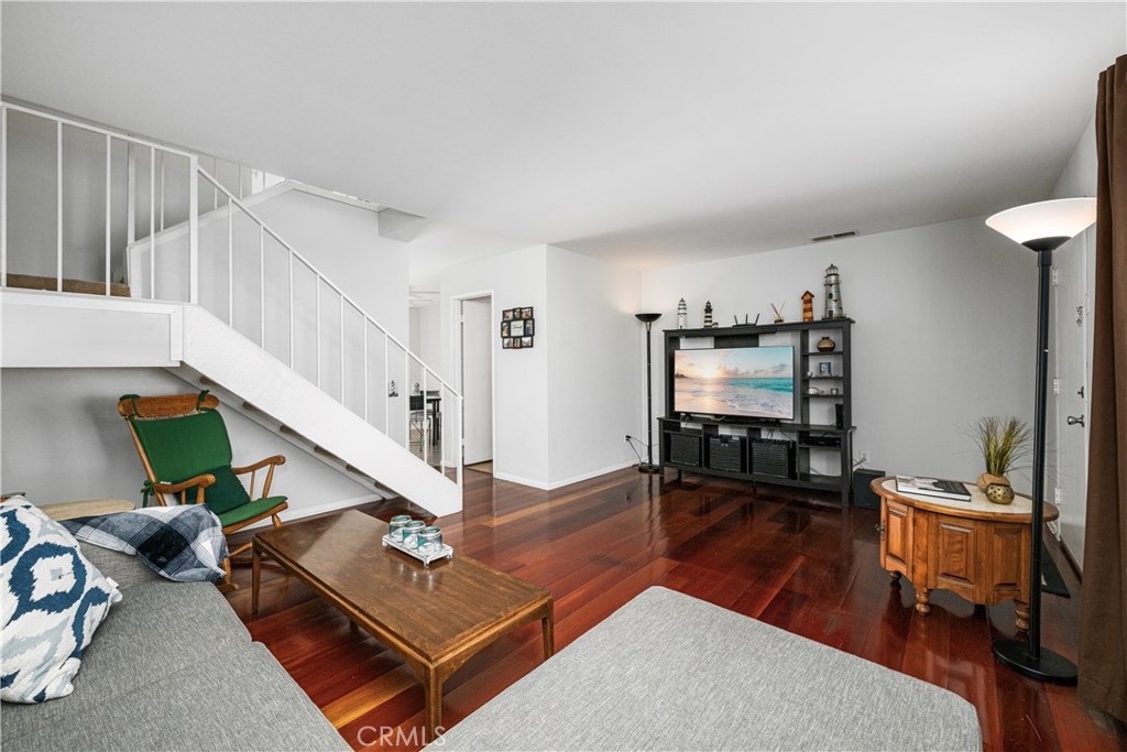 450 Carriage D Property Photo 8