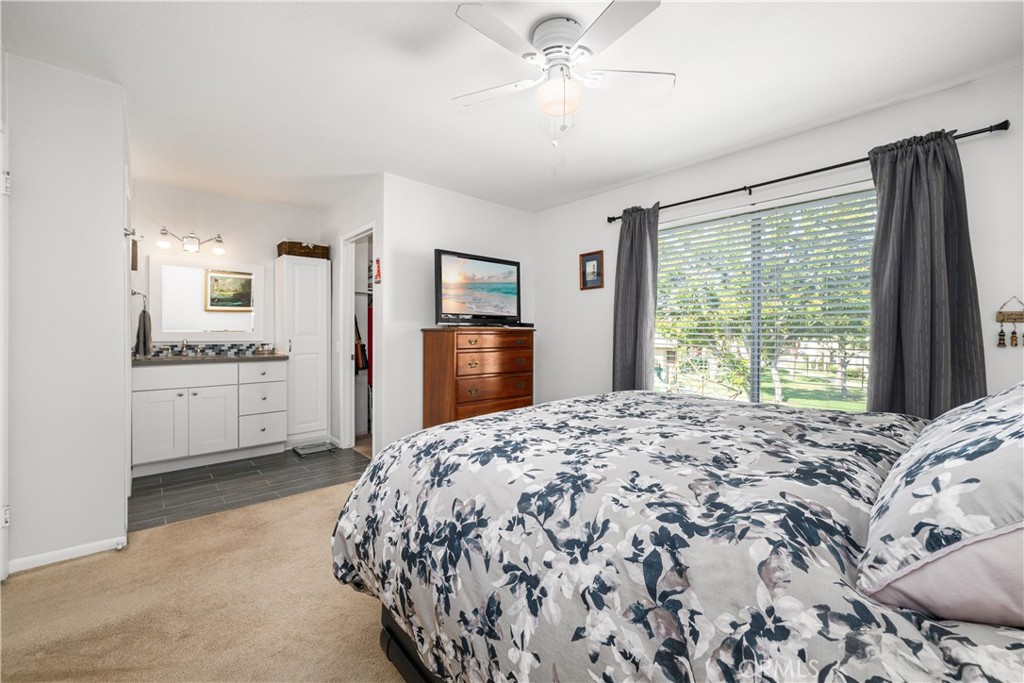 450 Carriage D Property Photo 26