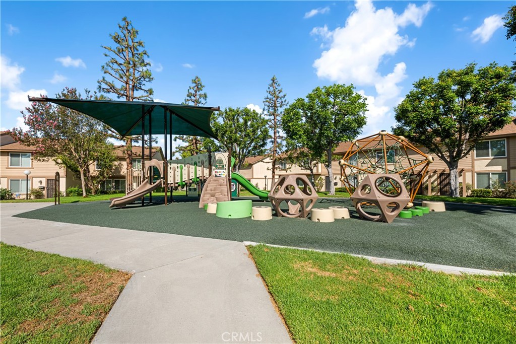 450 Carriage D Property Photo 51