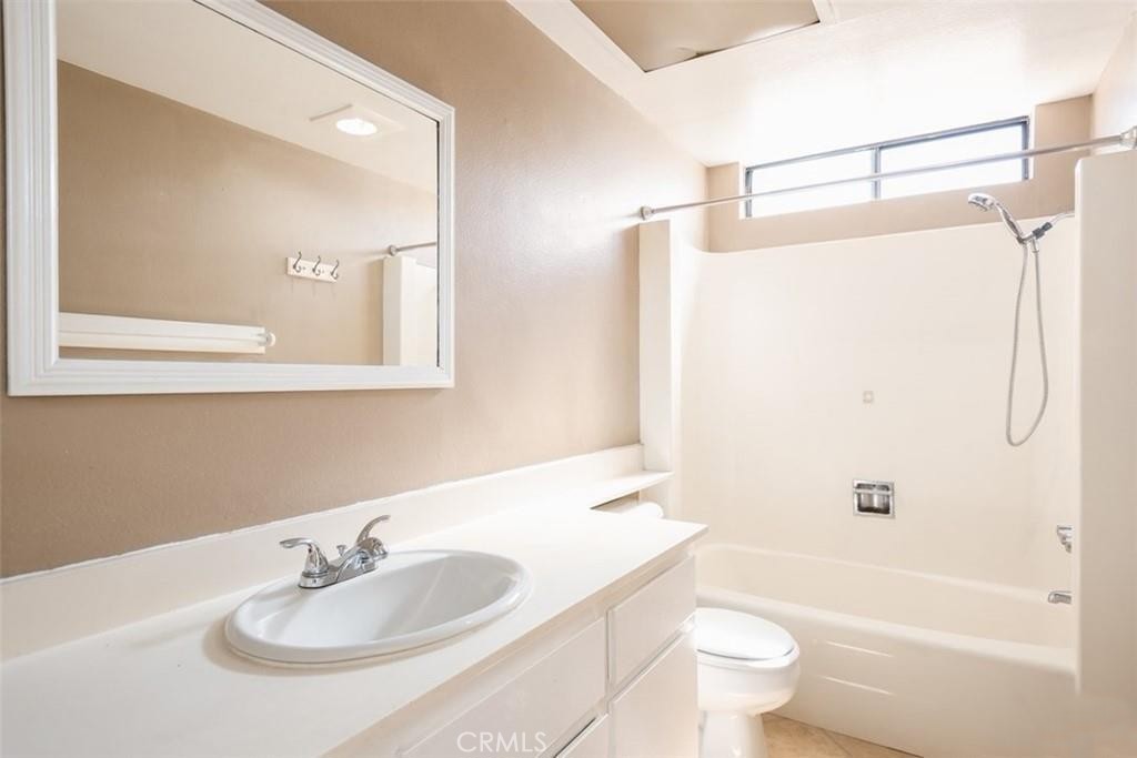 1513 Wavertree Lane Property Photo 11