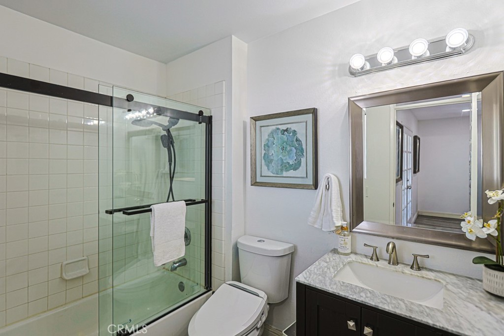 2640 W Meadowview Property Photo 42