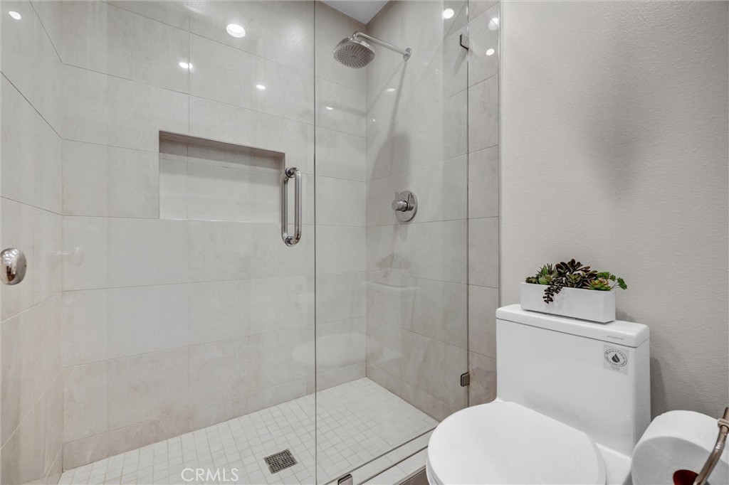 78 Duet Property Photo 26