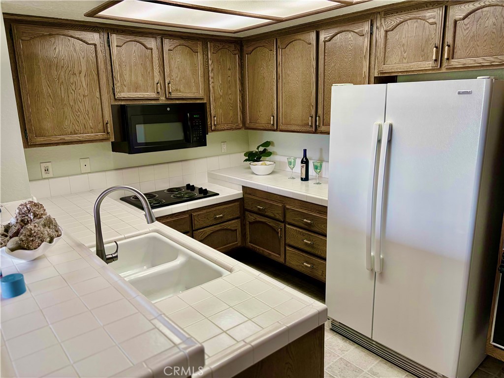 13601 Del Monte Drive 82c Property Photo 9
