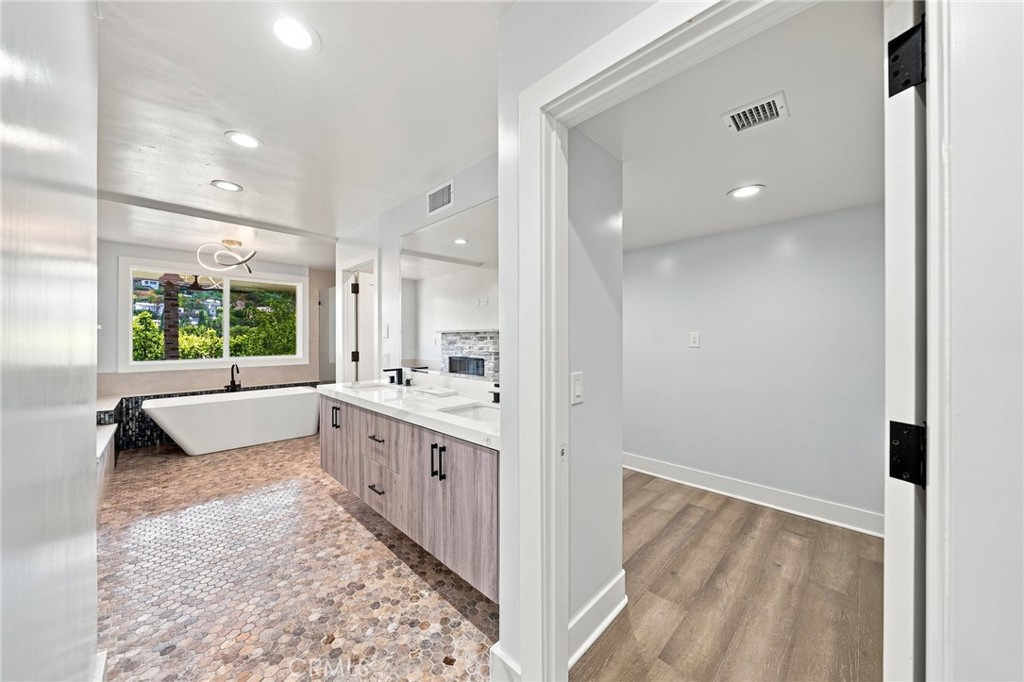 6002 Graciosa Property Photo 2