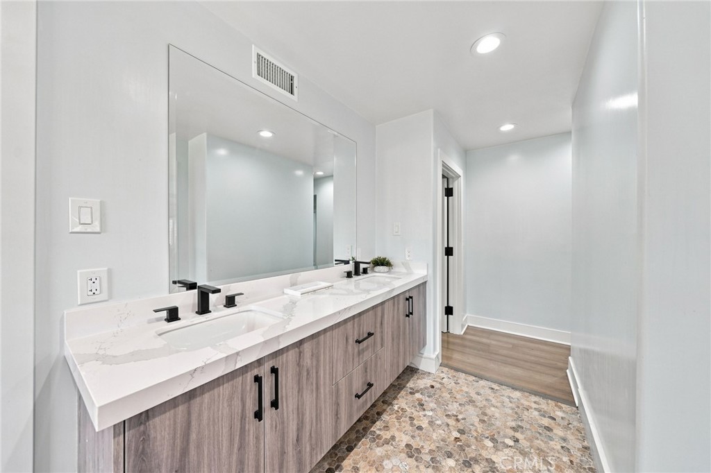 6002 Graciosa Property Photo 3