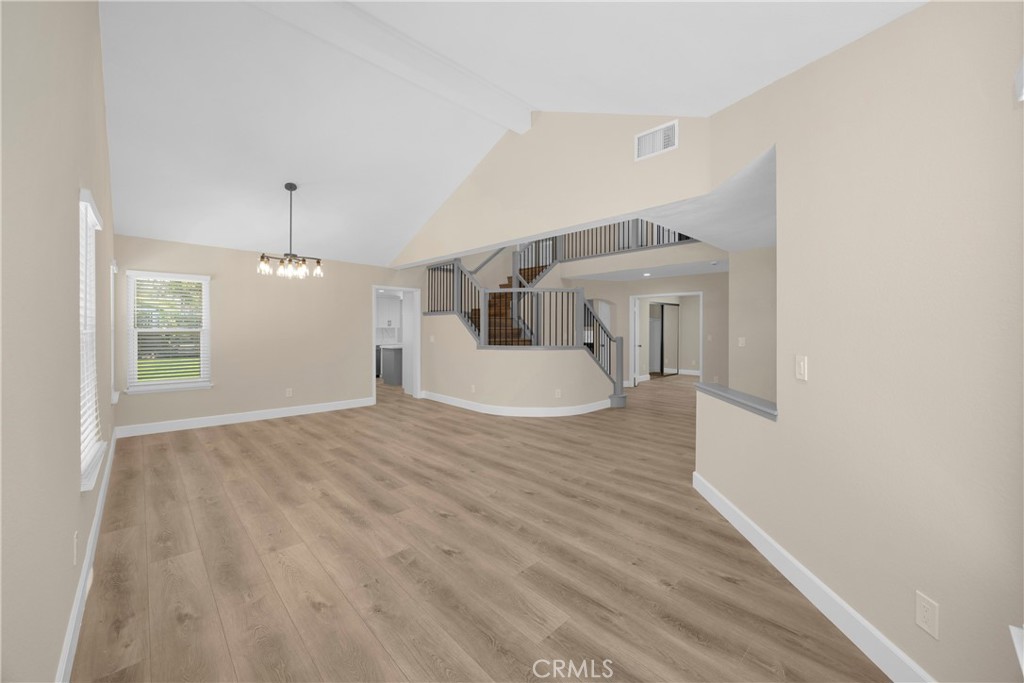 5700 Scotch Pine Property Photo 6
