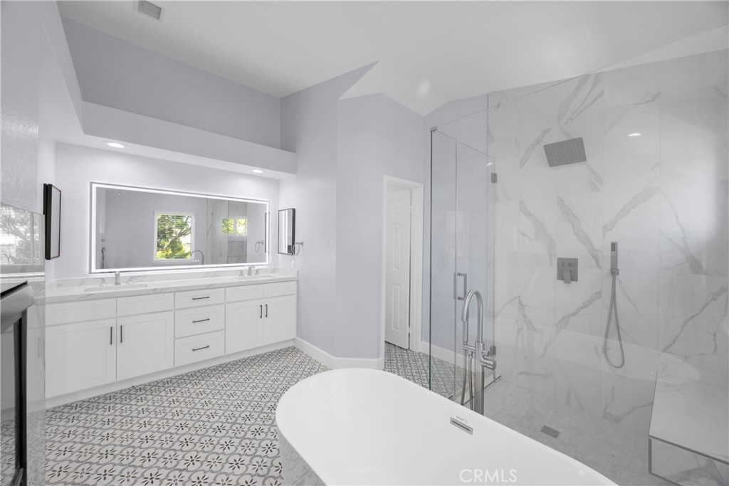 5700 Scotch Pine Property Photo 22