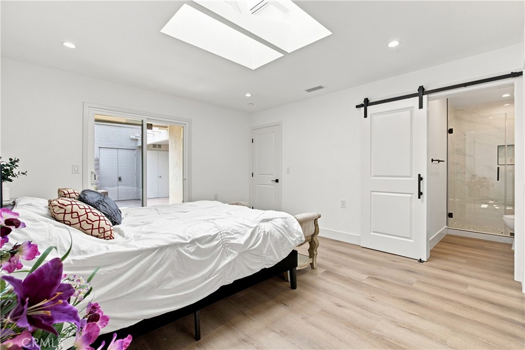 2133 Via Puerta A Property Photo 13