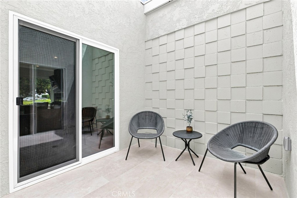 2133 Via Puerta A Property Photo 19