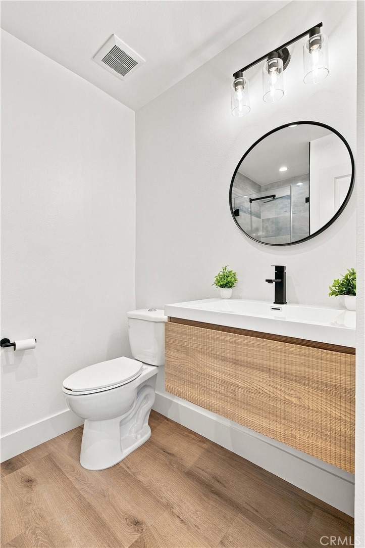 2133 Via Puerta A Property Photo 21