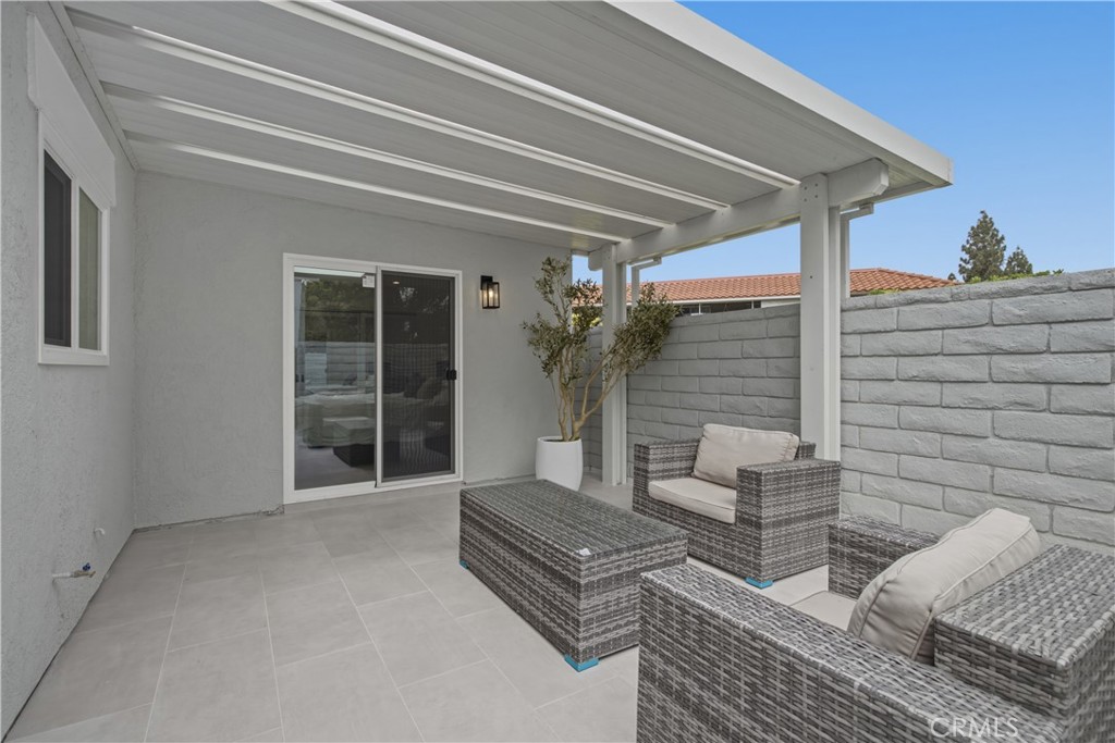 2133 Via Puerta A Property Photo 24