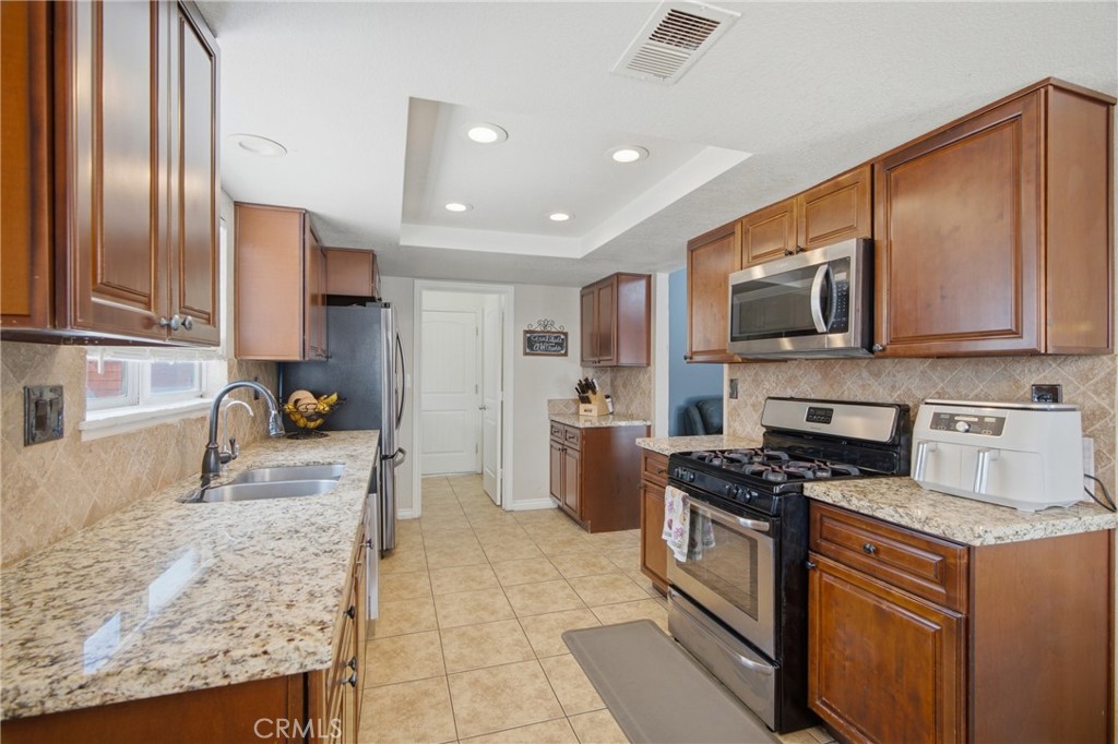 2443 Tulip Court Property Photo 12