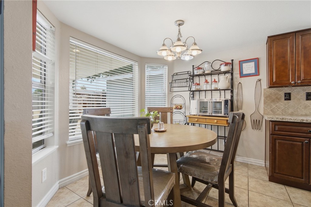 2443 Tulip Court Property Photo 15